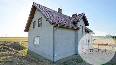 Dom Sprzedaż Słomowo